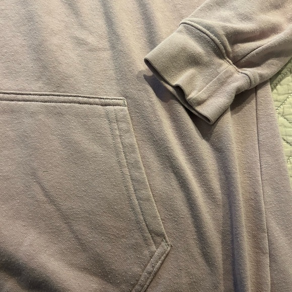 The North Face Mauve Hoodie - Picture 2 of 5